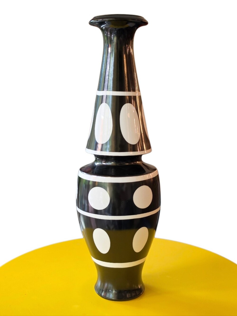 CURREY & COMPANY De Luca Black and White Vase With Black/White Graphic Pattern